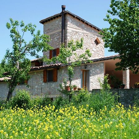 Casale La Torretta Bed & Breakfast Norcia Bagian luar foto