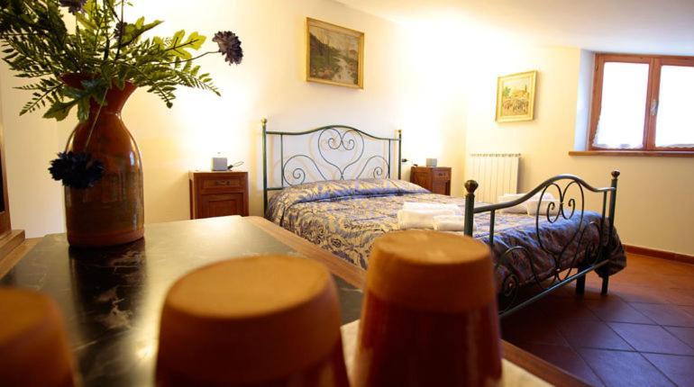 Casale La Torretta Bed & Breakfast Norcia Bagian luar foto