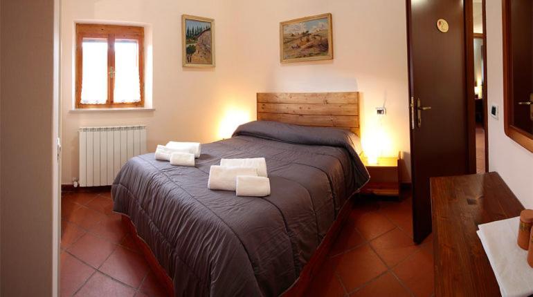 Casale La Torretta Bed & Breakfast Norcia Bagian luar foto