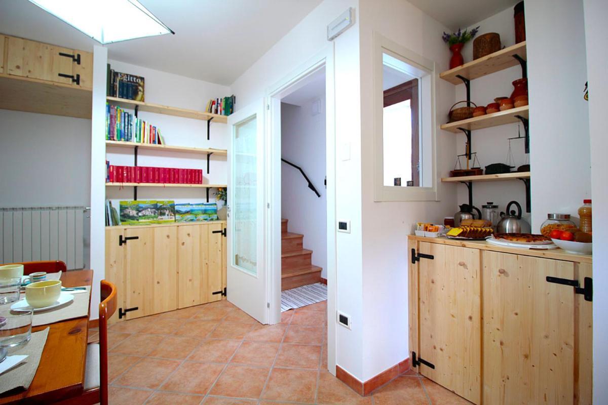 Casale La Torretta Bed & Breakfast Norcia Bagian luar foto