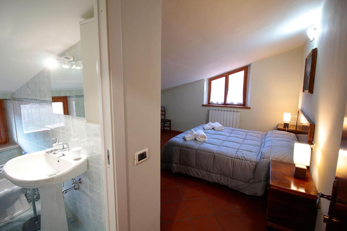 Casale La Torretta Bed & Breakfast Norcia Bagian luar foto